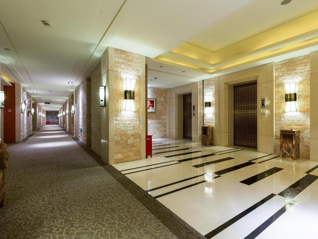 Huana Hotel Minhang Shanghaj Zewnętrze zdjęcie