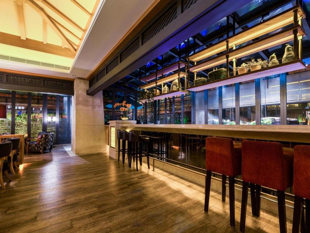 Huana Hotel Minhang Shanghaj Zewnętrze zdjęcie